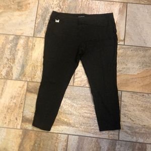 Stylish capri leggings